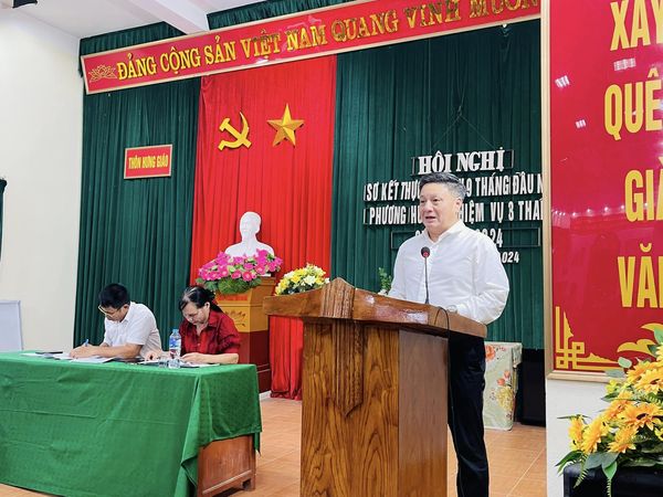 BÍ THƯ HUYỆN ỦY BÙI HOÀNG PHAN DỰ SINH HOẠT CHI BỘ TẠI THÔN HƯNG GIÁO, XÃ TAM HƯNG